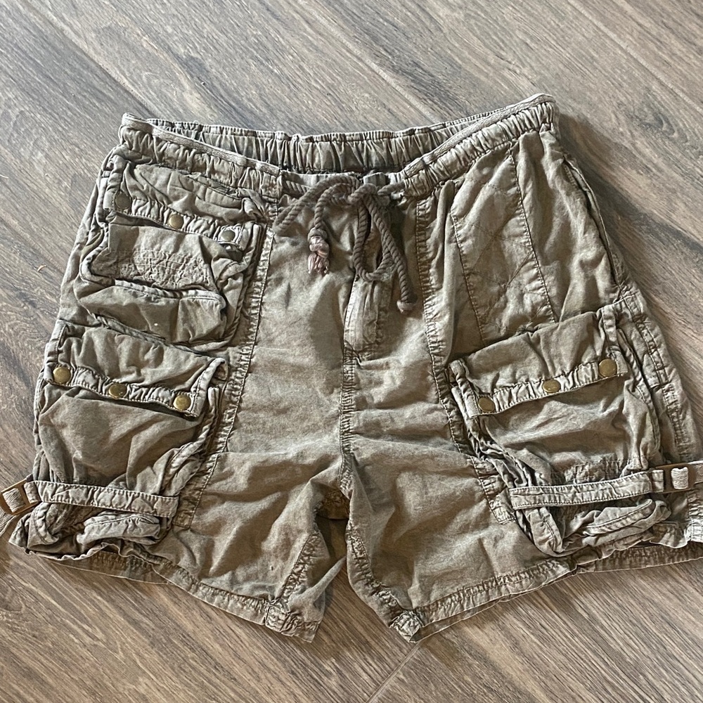 Free People Olive Green Women’s Cargo Drawstring Shorts Small